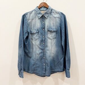 Maurices Womens Pearl Snap Denim Long Sleeve Shirt Top Medium Blue Western Y2K